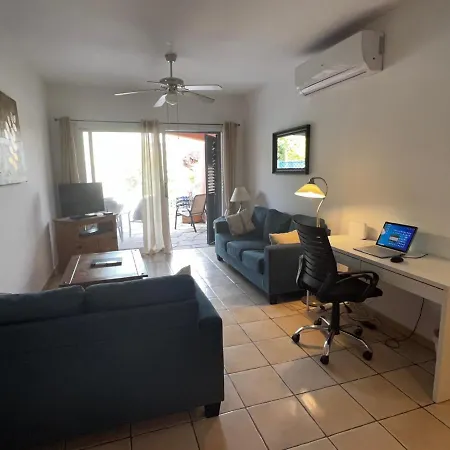 Limnaria Gardens Two Bed With Terrace And Pool Close To Apartament