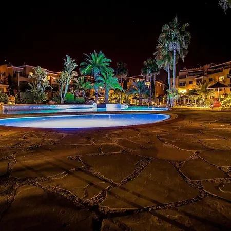 Limnaria Gardens Two Bed With Terrace And Pool Close To Пафос