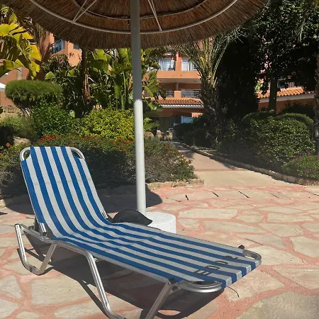 Limnaria Gardens Two Bed With Terrace And Pool Close To Апартаменты Пафос